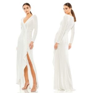 Ieena Duggal V-Neck Long Sleeve Full Sequin Evening Gown Size 8 NWT White